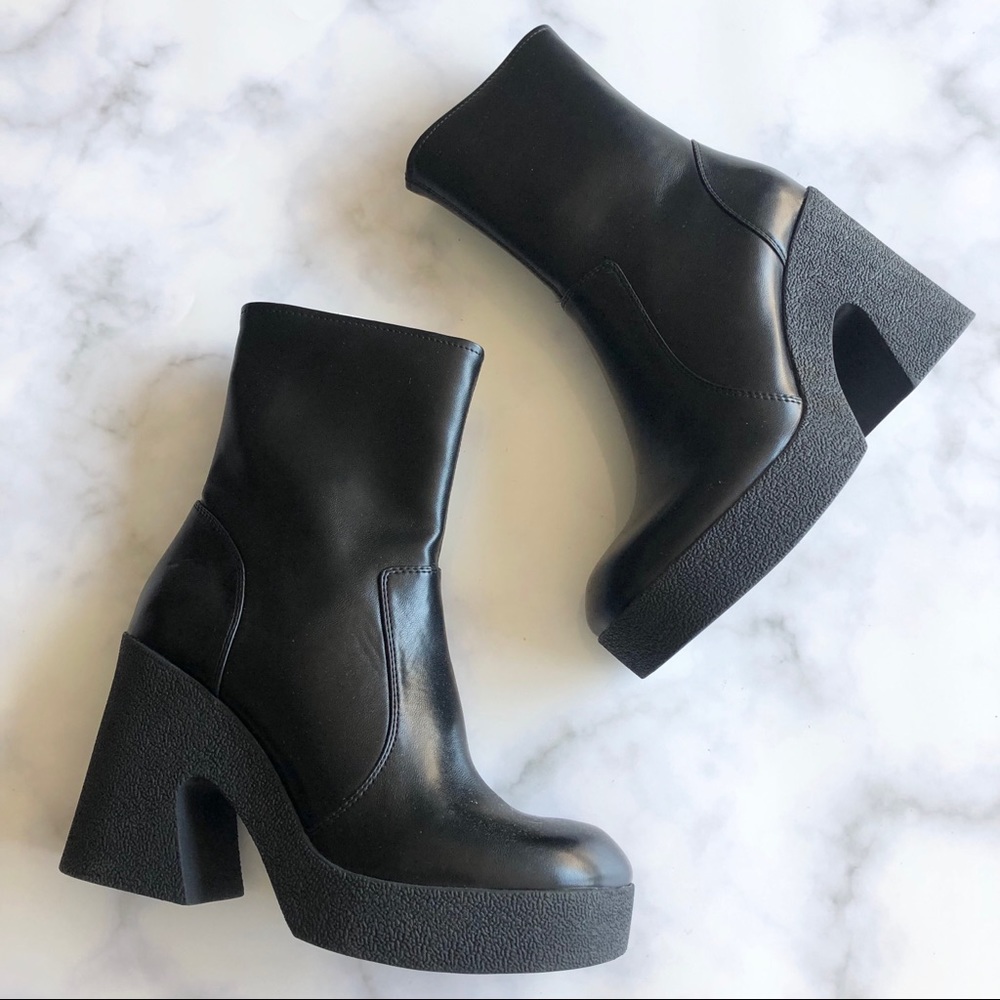 Jeffrey Campbell Kartini Black Leather Bootie